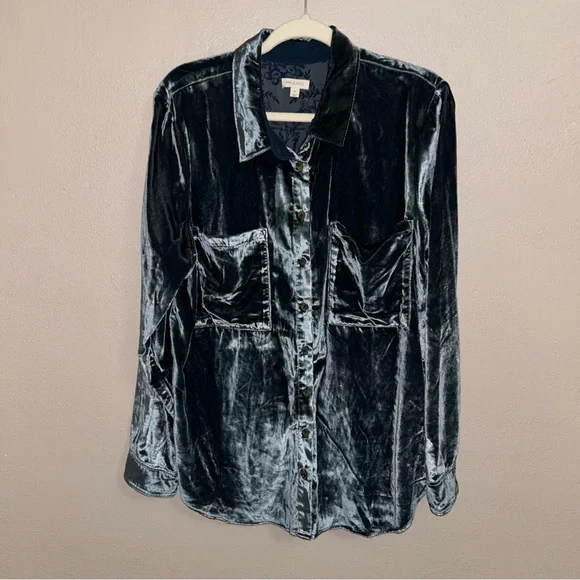 Pilcro Velvet Button Down Shirt in Dark Blue - Picture 2 of 5